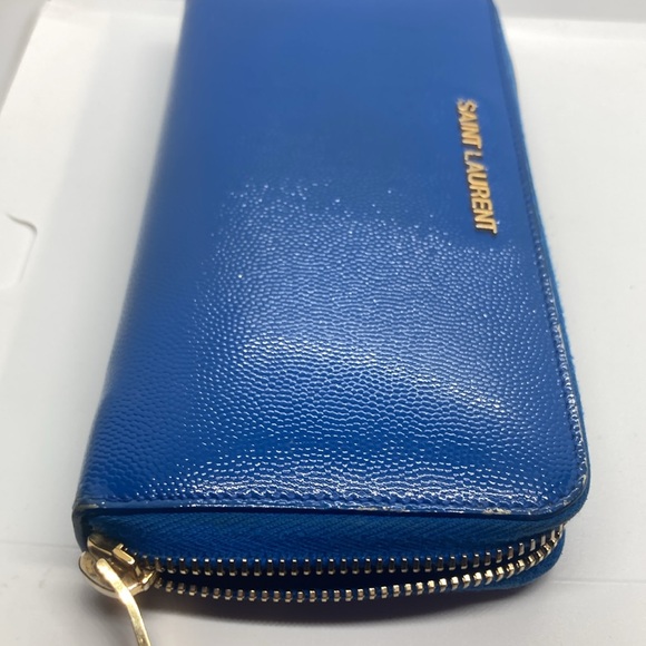 Yves Saint Laurent Rive Gauche Blue Leather Zip Around Wallet - Picture 6 of 12